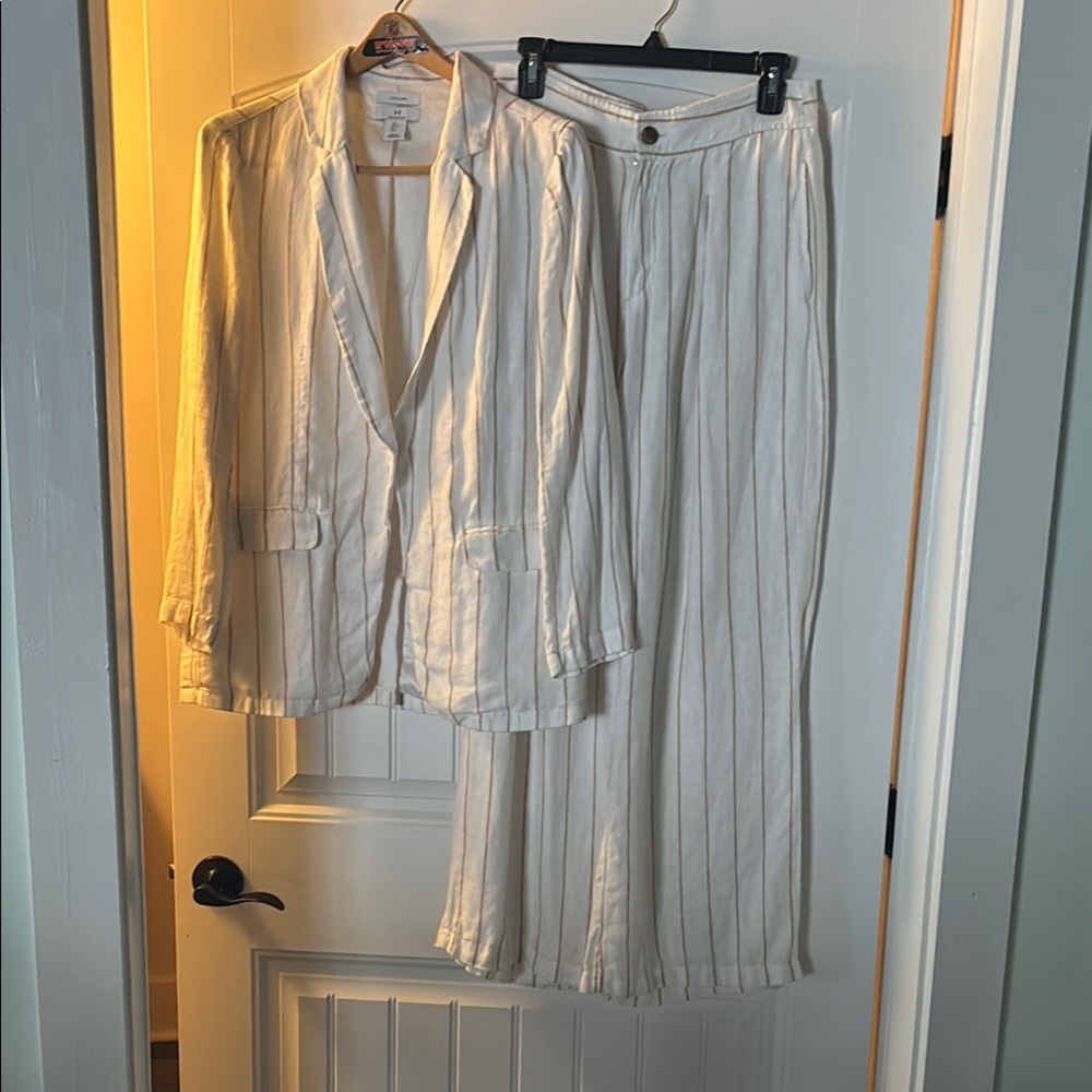 H by Halston Cream Pantsuit with Wide-Leg Design